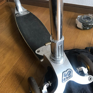 ストリートスポーツ k2 キックボード 廃盤 新品タイヤ3つ、スプリング 