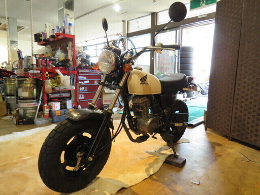 ホンダ エイプ ５０ FI AC16 年式 2017  排気量 50cc ボディーカラー 白 インジェクション 原付 バイク 札幌発 ホンダ エイプ 50 FI AC16 年式 2017 排気量 50cc ボディーカラー 白