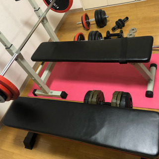 ベンチプレス、Wシャフト、ダンベル、アブローラー全てセットで‼️