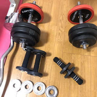 ベンチプレス、Wシャフト、ダンベル、アブローラー全てセットで‼️