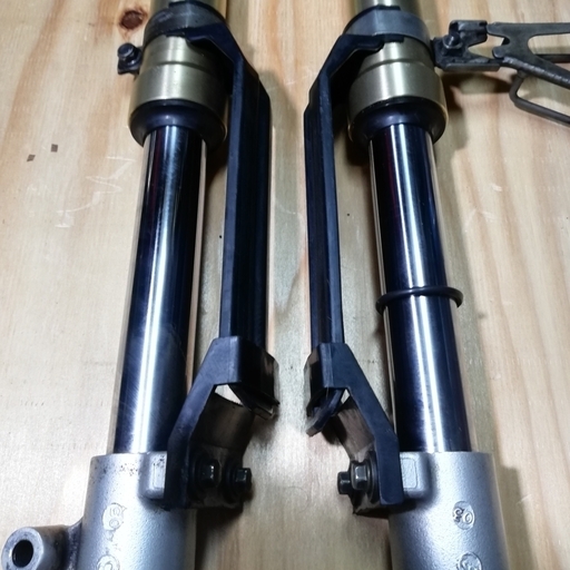 KSR110フロントフォーク ペガサスダンパーチューニング済 SP武川イニシャルアジャスター付 KSR110フロントフォーク ペガサスダンパーチューニング済 SP武川