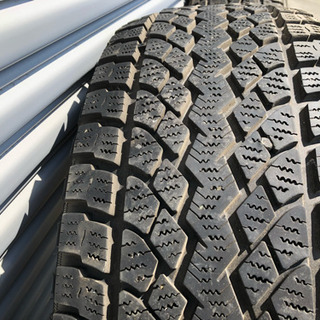 285/75R16 中古タイヤホイール