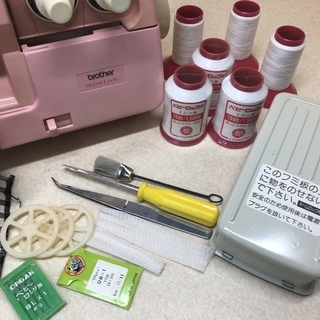 動作OK★ブラザー 1本針・3本糸・オーバーロックミシン TA4-B230 動作OK☆ブラザー 1本針・3本糸・オーバーロックミシン TA4-B230