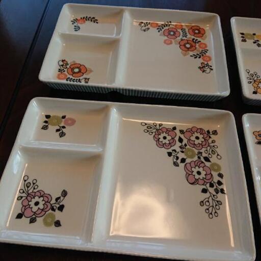 フェリシモ 食器 お皿4枚セット こなつ 藤沢の食器 プレート の中古あげます 譲ります ジモティーで不用品の処分