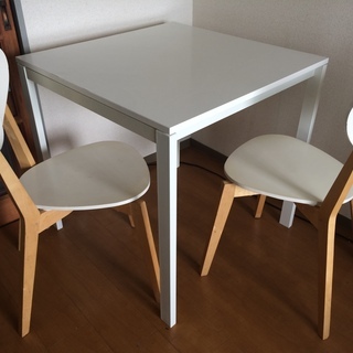 椅子2個+テーブル
