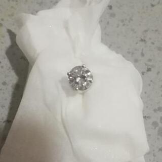 ダイヤのピアス
