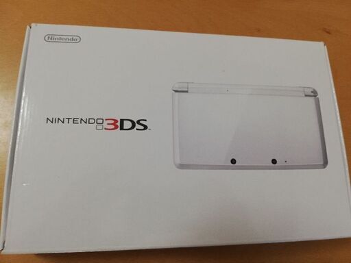 ニンテンドー3DS ピュアホワイト