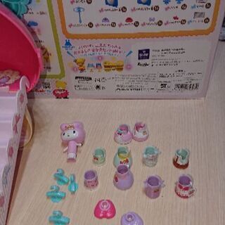 こえだちゃん マイメロきせかえおしゃれハウスと なかよしきせかえ