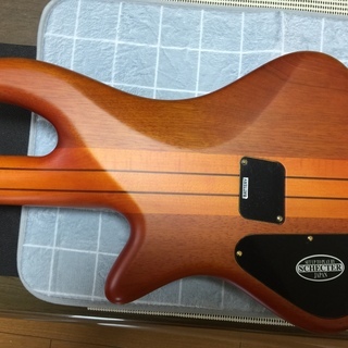 ベースギター売ります