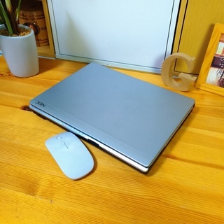 高性能corei7♪ 最新Windows10☆ NEC コンパクト軽量で持ち運びに便利
