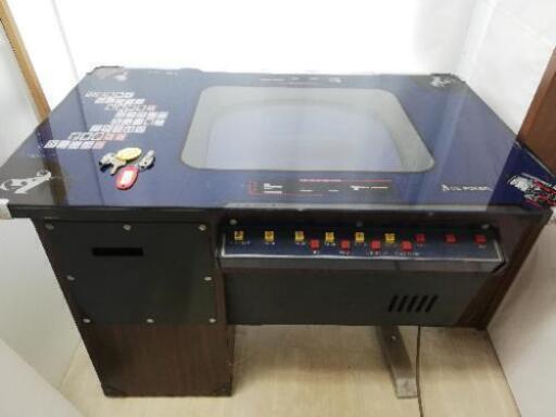 喫茶店ゲーム機ポーカー１ まぐろマン 宮古島のテーブル コーヒーテーブル の中古あげます 譲ります ジモティーで不用品の処分