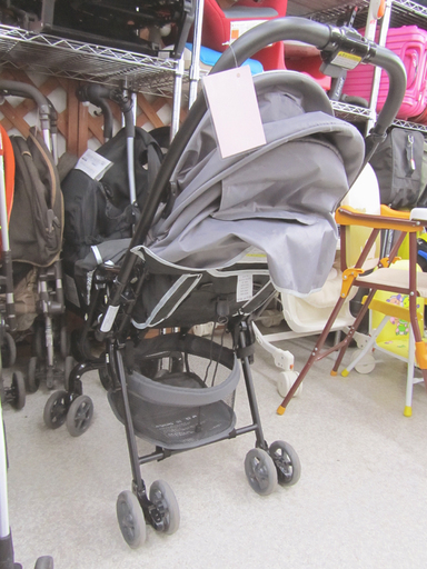 グレコ ベビーカー ライトマジック 両対面式 リクライニング 折りたたみ式 ブラック GRACO ☆PayPay(ペイペイ)支払い対応！ ☆札幌市 北区 屯田 グレコ ベビーカー ライトマジック 両対面式 リクライニング