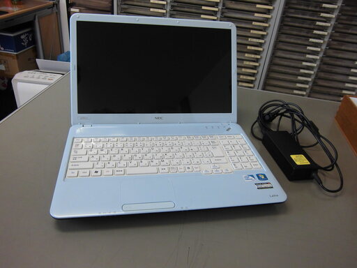 ノートパソコン NEC LaVie S LS150/CS1YL Celeron P4600 2GHz メモリ2GB  無線LAN DVDスーパーマルチドライブ
