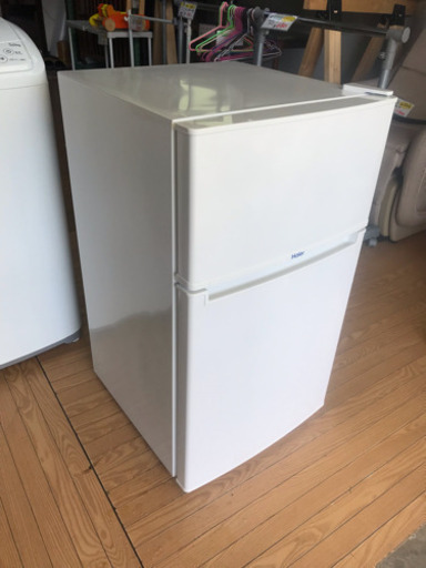 【リサイクルサービス八光　田上店　安心の3か月保証　配達・設置OK】ハイアール HAIER JR-N85A W [冷凍冷蔵庫 （85L 右開き） ２ドア ホワイト]