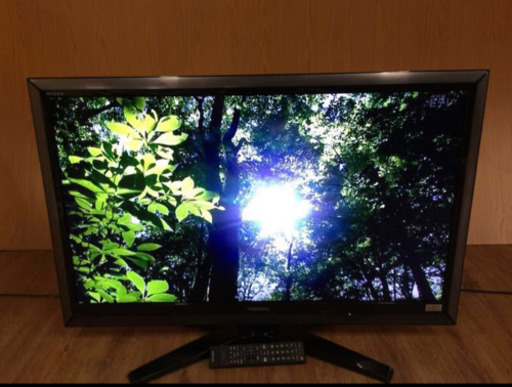 TOSHIBA 東芝 REGZA 42RE1 液晶カラーテレビ 42V型 2010年製 リモコン付き
