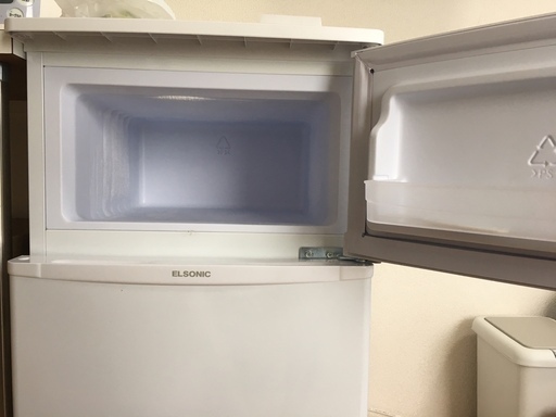 2019年製 ELSONIC 小型冷蔵庫 83L、保証書有り