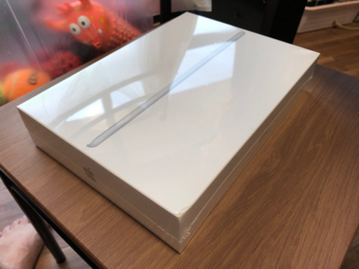 新品未開封 第6世代 iPad Wi-Fiモデル 32GB