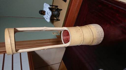 ★縦型竹製花器★　（花瓶　生け花）