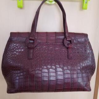 クロコダイルハンドバック