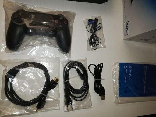 PS4 CUH-1200A BO1 500GB　売ります