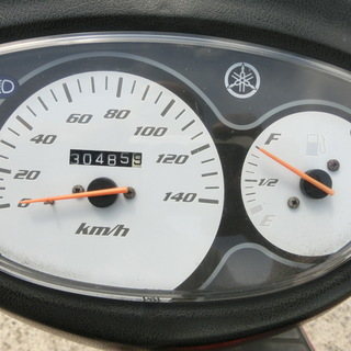 ★シグナスZ　タイヤ新品、HIDヘッドライト　消耗品付き ☆シグナスZ タイヤ新品、HIDヘッドライト 消耗品付き