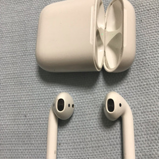 Apple AirPods 第一世代