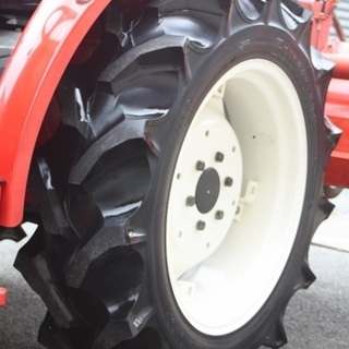 SOLD OUT】ヤンマ トラクターRS-27 27馬力 自動水平 パワステ 4WD