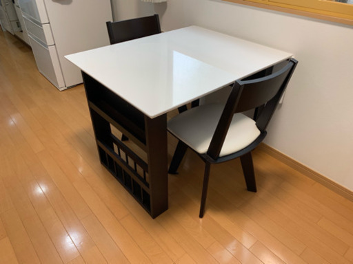 ニトリ 伸縮ダイニングテーブル ベンチ付き