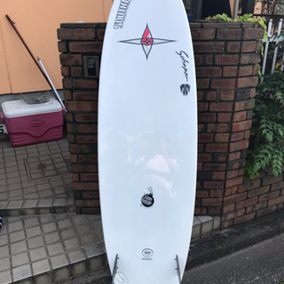 South point Bonga 6’6 フィン・リーシュコード・ケース付き