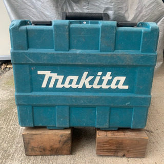 工具箱に　makita マキタ 充電式ハンマドリル ケース