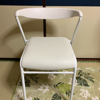 ニトリ パイプ椅子(白色) [商談中です]