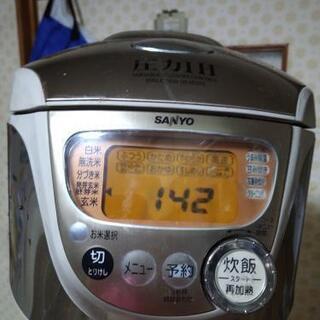 炊飯器　SANYO 電気釜 ECJ-EK10