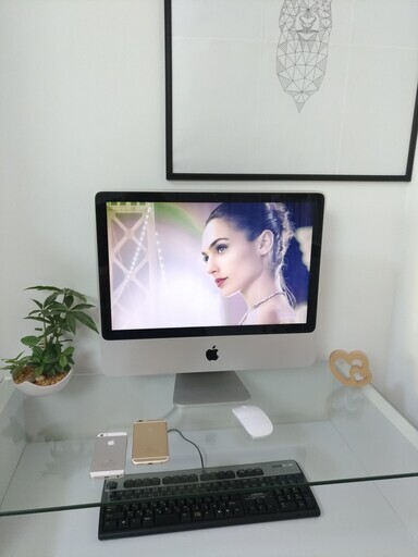 Apple　iMac④　500G大容量　美品な方　20インチ　デスクトップ一体型　ATI Radeon HD  core2 2GHz　メモリ3G　X El Capitan10.11.6　Webカメラ　キーボード＆薄型ワイヤレスマウス付き　無線LAN　Wi-Fi対応　DVDドライブ