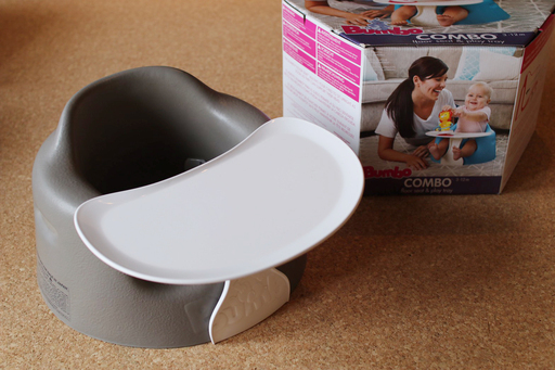 【Bumbo／１回試し座りのみ】専用トレイ付  海外限定カラーです