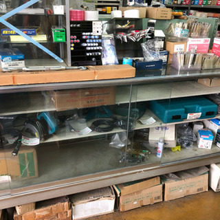 金物屋在庫一式引き取り2000000円‼️→1000000円