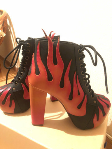 JEFFREY CAMPBELL ショートブーツ