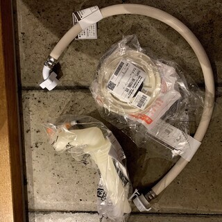 新品 ReFa シャワーヘッド ブラック RS-AM-03A 1年保証-日立 2013年製ドラム式洗濯機 BD-S7500L 洗濯容量9.0kg/乾燥容量6.0kg 