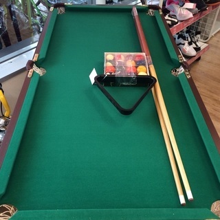 ビリヤード台あります！
