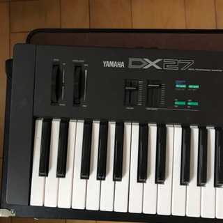 YAMAHA DX27 | descubretome.cl