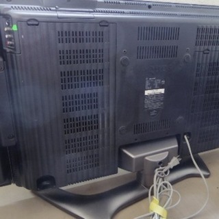 高精細ハイビジョン液晶パネル搭載 中古 32インチ液晶テレビ SHRAP 