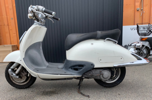 商談中 格安 ホワイト カッコいいです♪ HONDA joker 50cc 原付 バイク ...