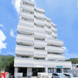 ⭐️オートロック⭐️新規リフォーム済⭐️月々の水道無料⭐️エレベー...