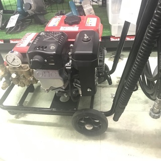 マキタ　エンジン高圧洗浄機　EHW102