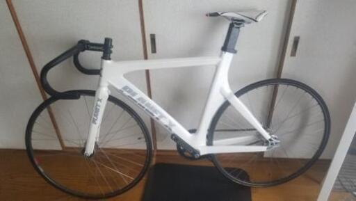ピスト 自転車 ブレーキなし 公道走行不可