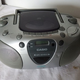 100円でどうぞ♪　Casio　CD-ED55　　