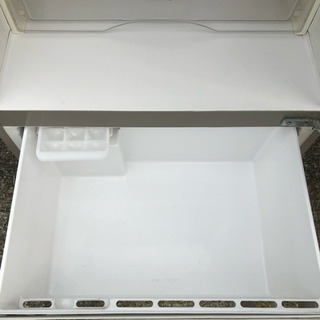 配送無料】大きめ255L 3ドア冷蔵庫 SANYO SR-T26B