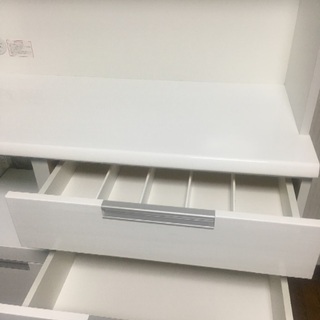 100㎝幅の食器棚