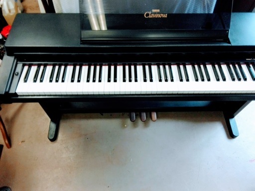 ￥７０００　ヤマハグラビノーバ　CLP560　　椅子なしです。動作確認済みです。