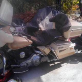 値下げしました！！夏のツーリングに迫力のハーレーダビッドソン ツアラーFLH-TCU 89年登録 交換も御相談にて 値下げしました！！これから夏のツーリングに迫力のハーレー