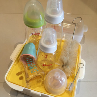 哺乳瓶、哺乳瓶電子レンジ除菌、哺乳瓶洗浄ブラシ